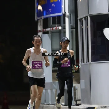 Runner Photo 7083751