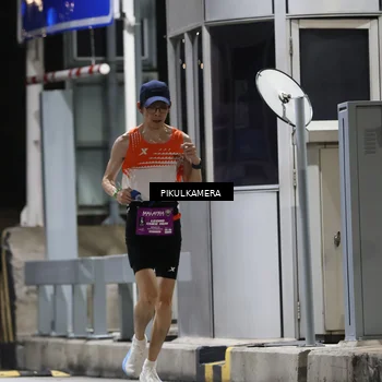 Runner Photo 7083764