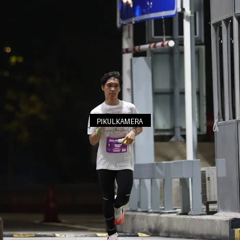 Runner Photo 7083803