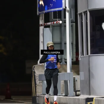 Runner Photo 7083831