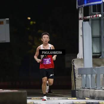 Runner Photo 7083849