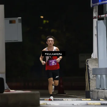 Runner Photo 7083850