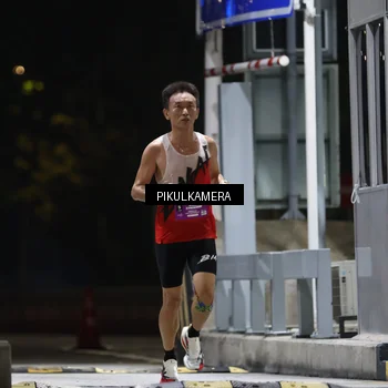 Runner Photo 7083856