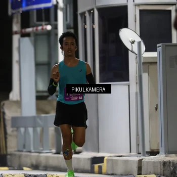 Runner Photo 7083880