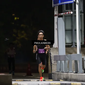 Runner Photo 7083886