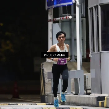 Runner Photo 7083897