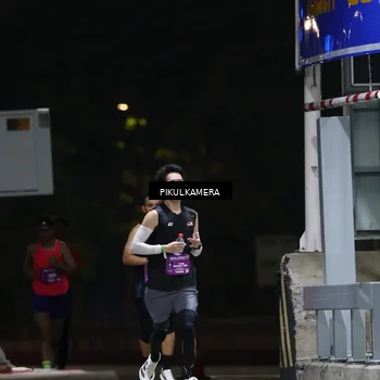 Runner Photo 7083903
