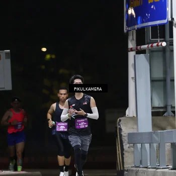 Runner Photo 7083904