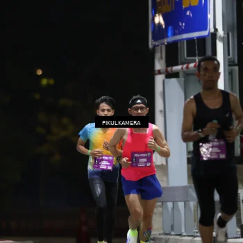 Runner Photo 7083917