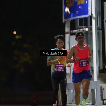 Runner Photo 7083918