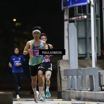 Runner Photo 7083920