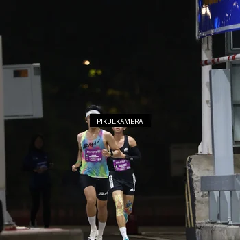 Runner Photo 7083925