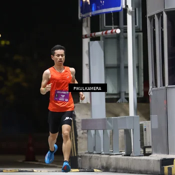 Runner Photo 7083955
