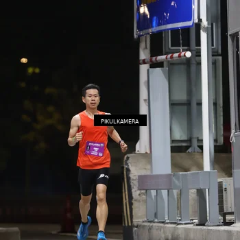 Runner Photo 7083959