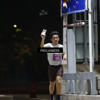Runner Photo 7083974