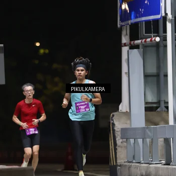 Runner Photo 7083982