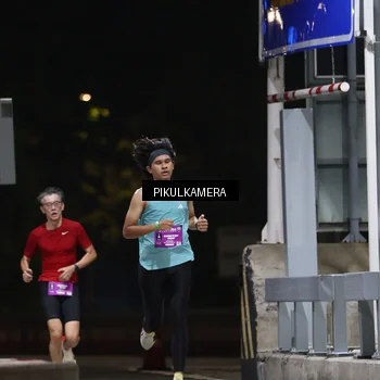 Runner Photo 7083983