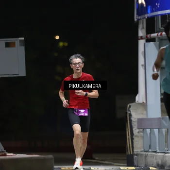 Runner Photo 7083986