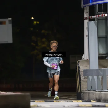 Runner Photo 7083990