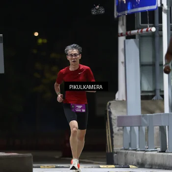 Runner Photo 7083991