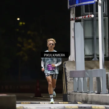 Runner Photo 7083998