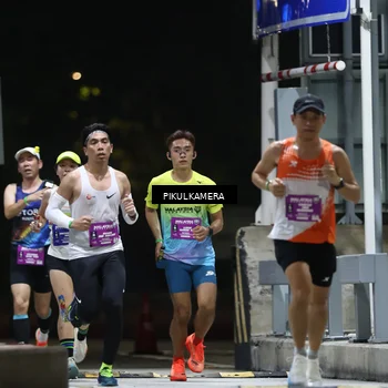 Runner Photo 7084008