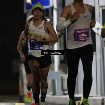 Runner Photo 7084019