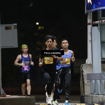 Runner Photo 7084026