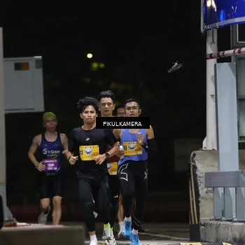 Runner Photo 7084029