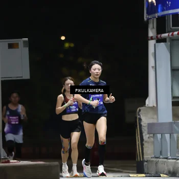 Runner Photo 7084046