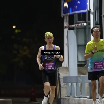 Runner Photo 7084047