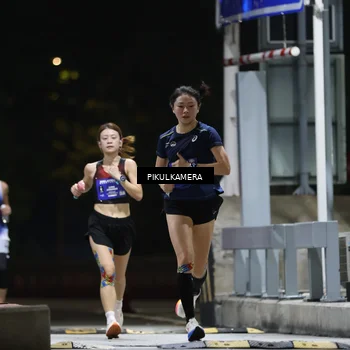 Runner Photo 7084048