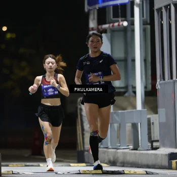 Runner Photo 7084054