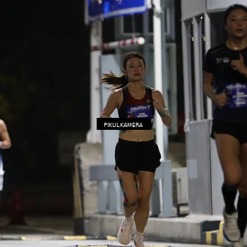 Runner Photo 7084057