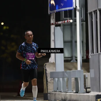 Runner Photo 7084068