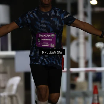 Runner Photo 7084075