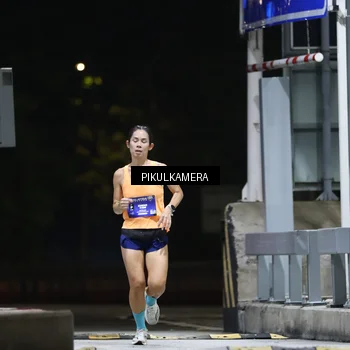 Runner Photo 7084078