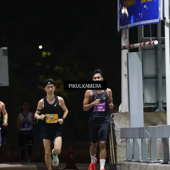 Runner Photo 7084087