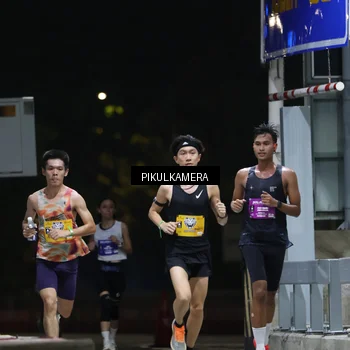 Runner Photo 7084089