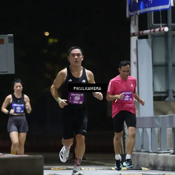Runner Photo 7084139