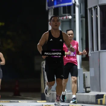 Runner Photo 7084142