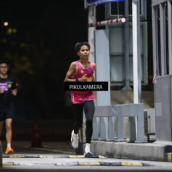 Runner Photo 7084167