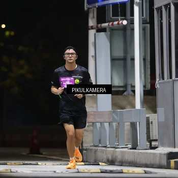 Runner Photo 7084173