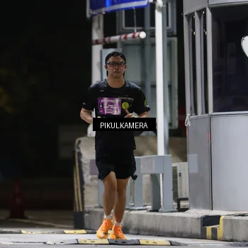 Runner Photo 7084177