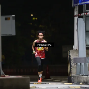 Runner Photo 7084249