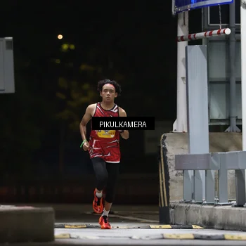 Runner Photo 7084251