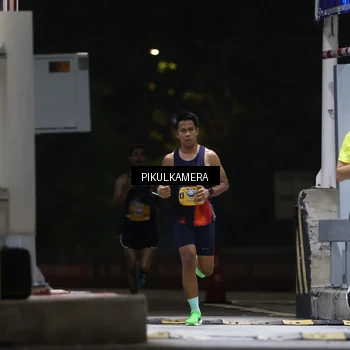 Runner Photo 7084263