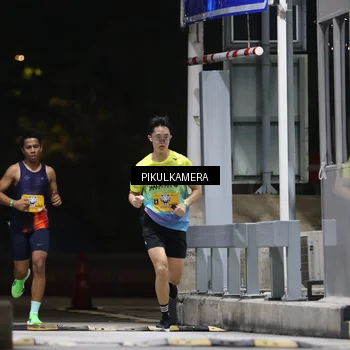 Runner Photo 7084265