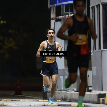 Runner Photo 7084280
