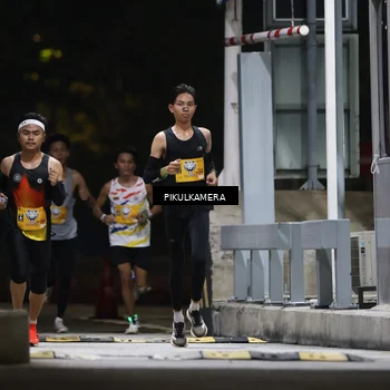 Runner Photo 7084291